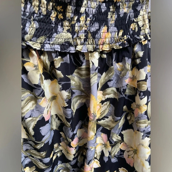 Entro floral off the shoulder smock  ruffles sleeves Sz M - Picture 4 of 10